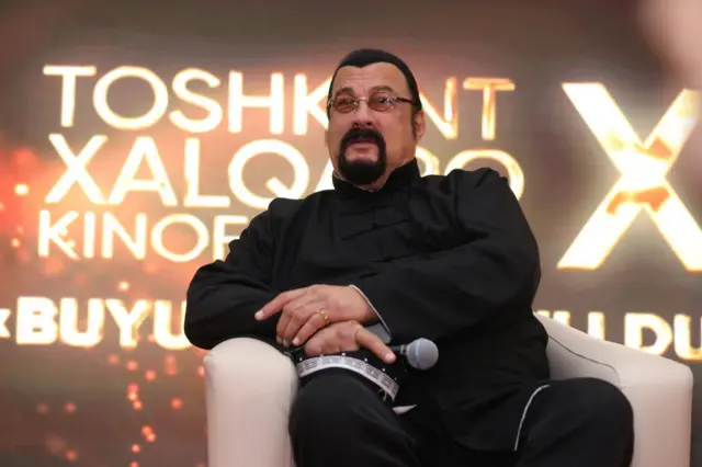 Стивен Сигал