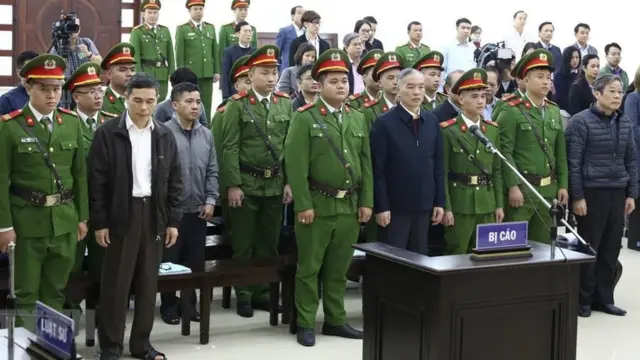 Các bị cáo phiên tòa.
