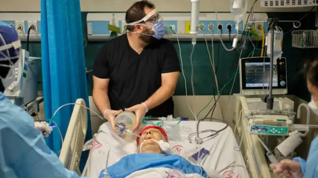 মধ্যপ্রাচ্যে ইরানেই করোনাভাইরাস মহামারির অবস্থা সবচেয়ে ভয়াবহ