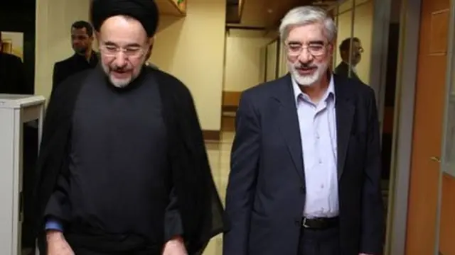 موسوی و خاتمی