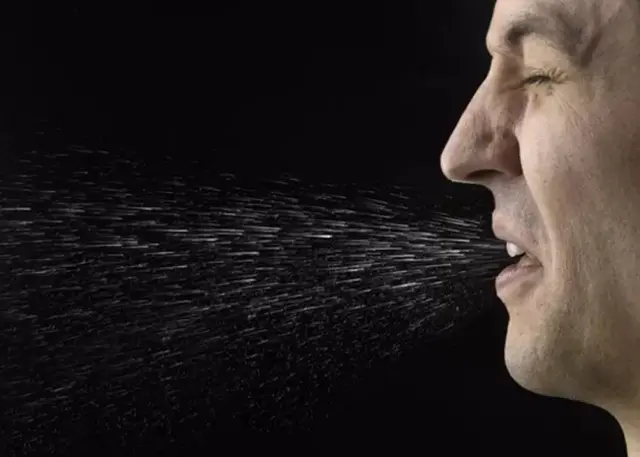 Goutelettes de salive