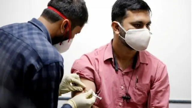 వ్యాక్సీనేషన్