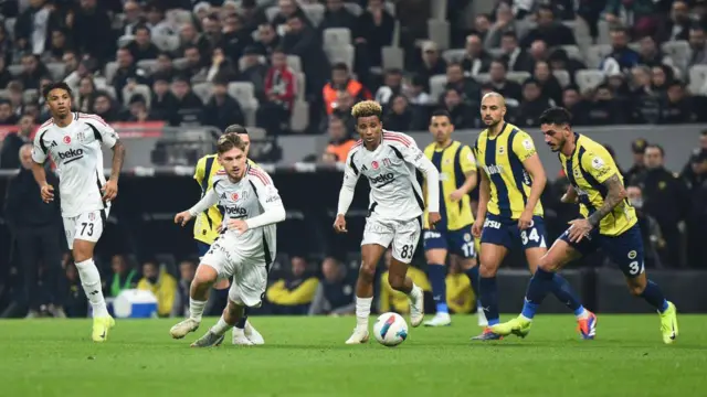 Aralık ayındaki Dolmabahçe'de oynanan derbiyi Beşiktaş 1-0 kazanmıştı