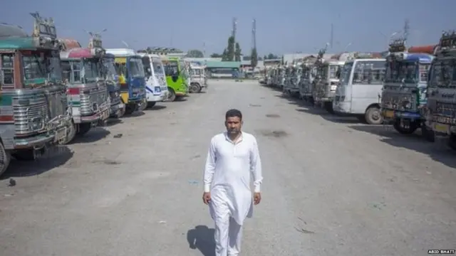 ਫ਼ਾਰੁਖ਼ ਅਹਿਮਦ