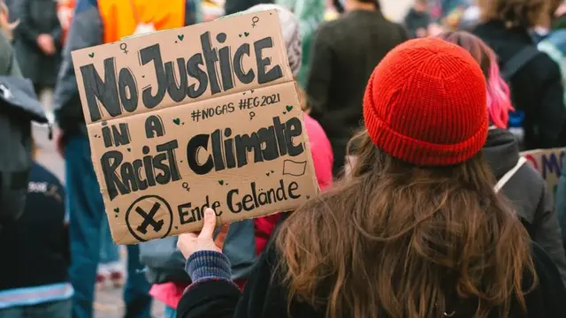 Asad Rehman se félicite du nouvel accent mis sur l'action climatique intersectionnelle