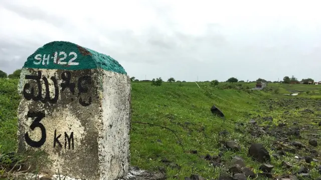 'துயரத்தில் முடிந்த கொண்டாட்ட பயணம்': வாட்ஸ் ஆப் படுகொலை