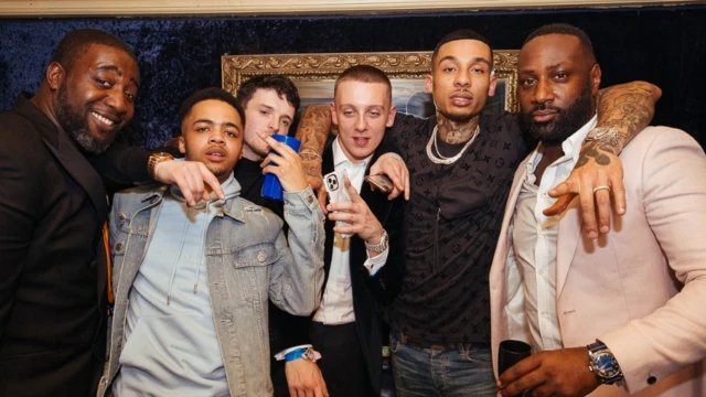 Glyn Aikins, Loski, Morrisson, Aitch, Fredo et Riki Bleau