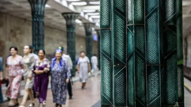 مترو أنفاق أوزبكستان