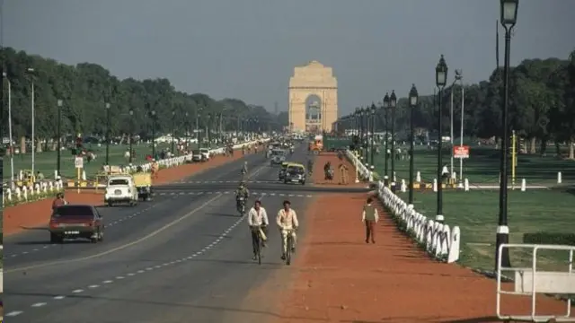 கட்டாயமாகிறது ஆதார் எண்