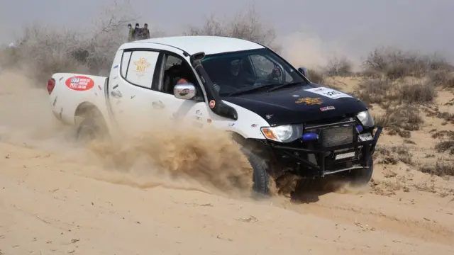 چولستان جیپ