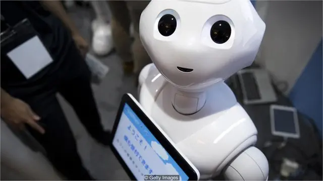 政府能否利用自動化技術節約的成本，投資到日益重要的情緒型工作中？