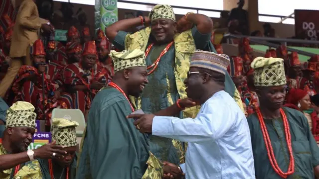 Awon okunrin to n ki ara won