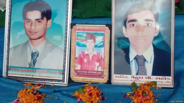 દલિત યુવાનોની તસવીર