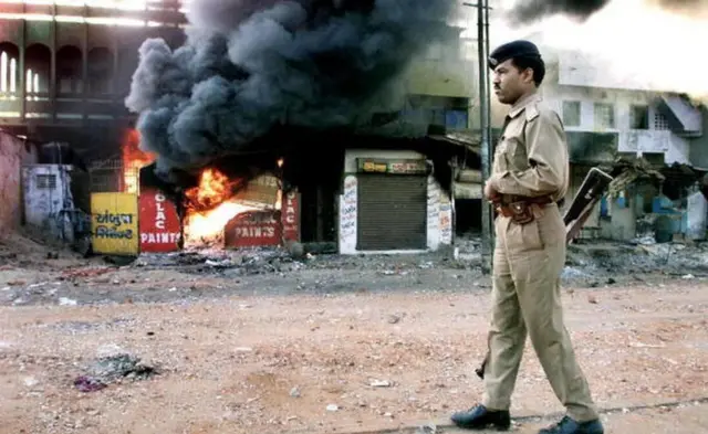 રમખાણોની પ્રતીકાત્મક તસવીર