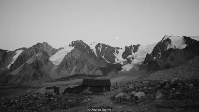 Temuan di Tuyuksu menyediakan data bagi para ilmuwan iklim untuk menyelediki respons alam terhadap pemanasan global.