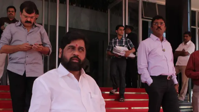 प्रताप सरनाईक, विहंग सरनाईक, शिवसेना, भाजप, काँग्रेस राष्ट्रवादी काँग्रेस