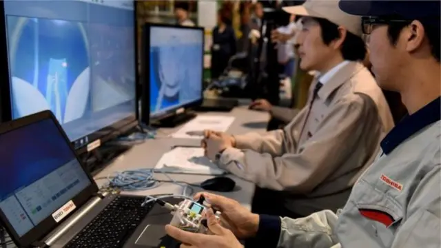 It is being operated by a team of scientists - a data cable connects the robot at all times with the team, sending back whatever pictures or data it can capture