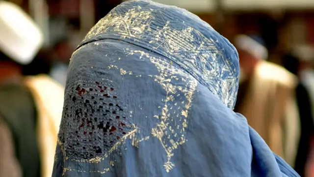 افغان مېرمن