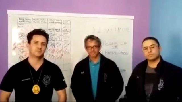 Policiais civisbanca de apostas futebolvídeo no YouTube