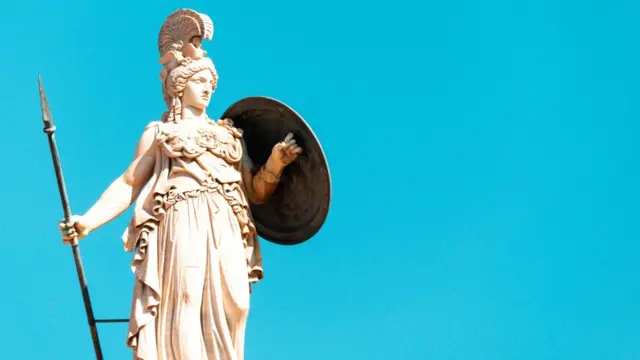 अथेनाचा एक पुतळा, अथेन्स