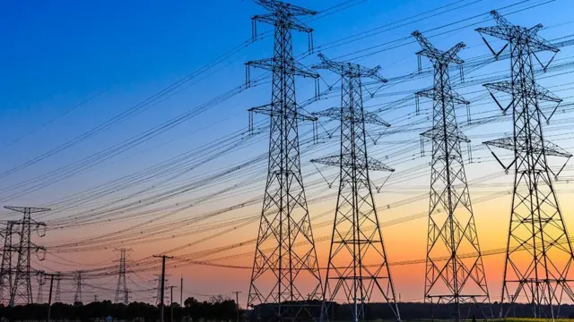 இலவச மின்சாரத்திற்கு தடை போடுகிறதா புதிய மின்சார சட்டம்?