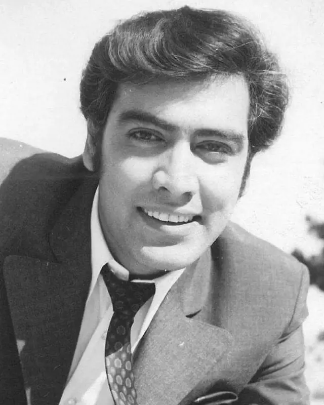 منوچهر وثوق