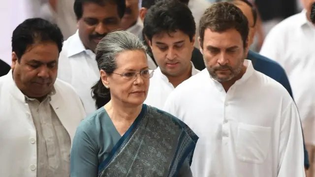 सोनिया गांधी