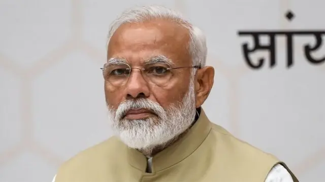 नरेंद्र मोदी