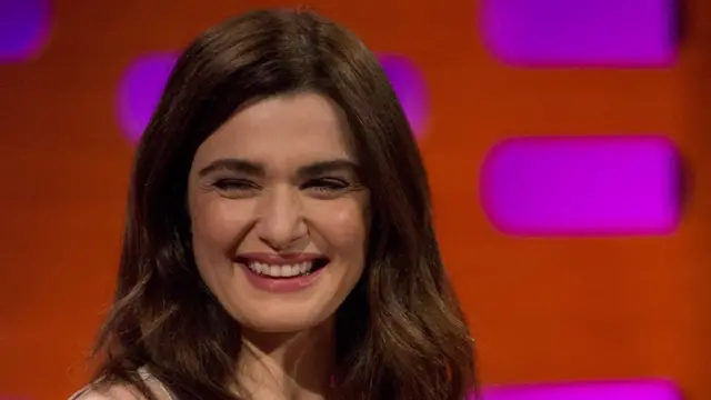 अभिनेत्री रैशेल वीज़