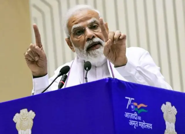 नरेंद्र मोदी