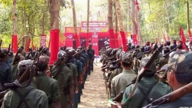 नक्षलवादी