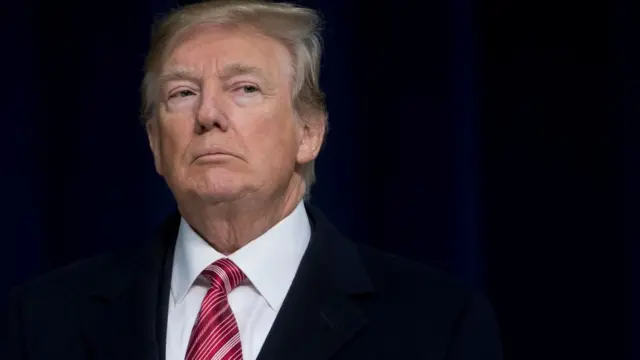 அதிபர் டிரம்ப்