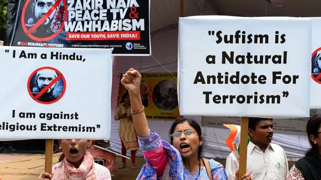 ஜாகிர் நாயக் மலேசியாவில் தனது பேச்சுகளுக்காக வருத்தம் தெரிவித்தார்