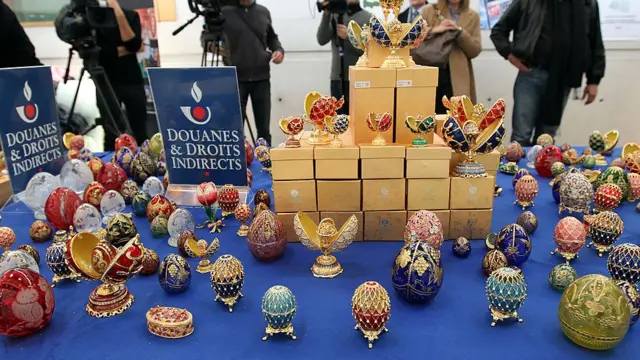 Сотни поддельных яиц Фаберже