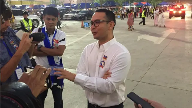 အခြေအမြစ်မရှိ စွပ်စွဲတယ်လို့ အေအေပြော