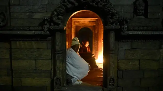 પ્રતીકાત્મક તસવીર