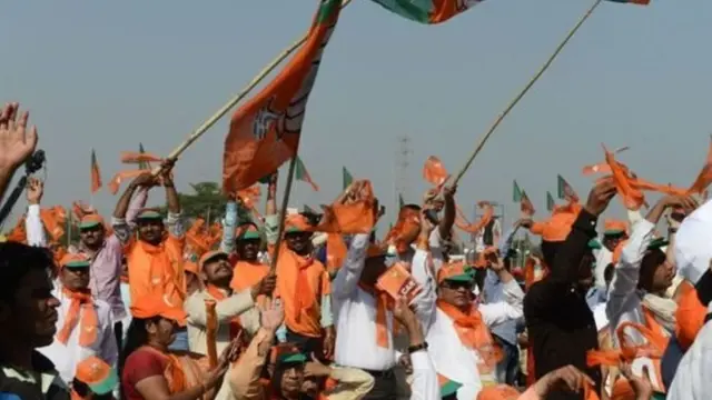 భాజపా శ్రేణులు