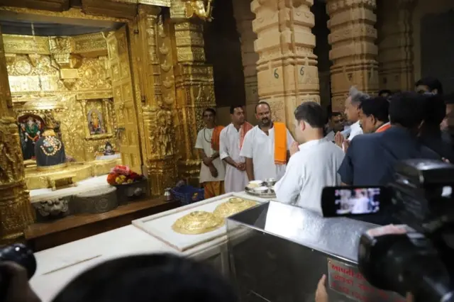 મંદિરમાં રાહુલ ગાંધી