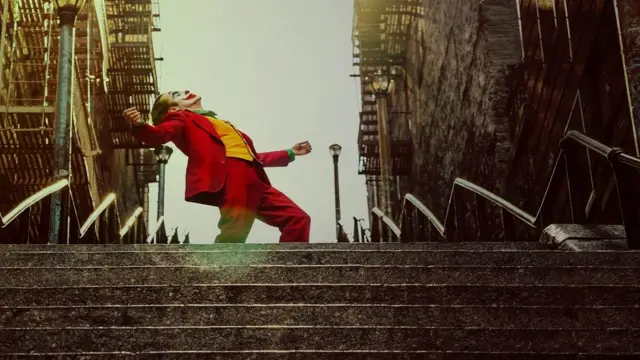 Joaquin Phoenix in a scene of Joker