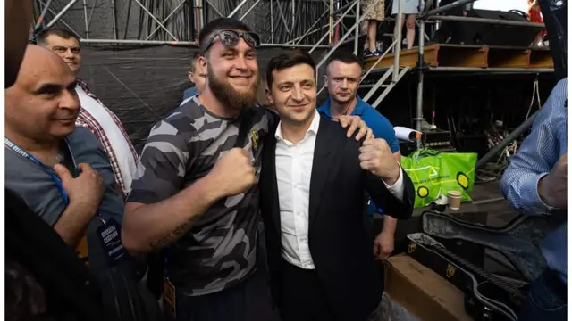 Селфі у Маріуполі