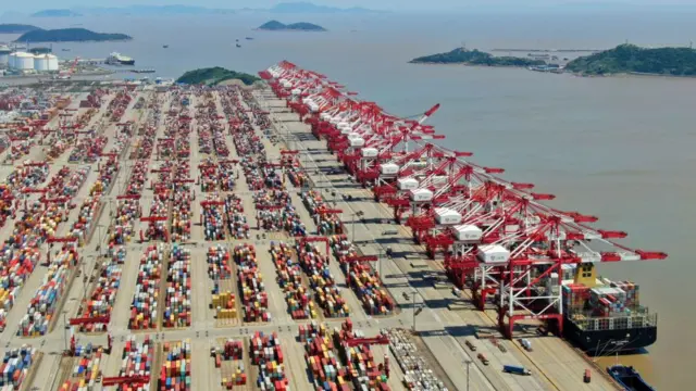 浙江地处长三角地区,宁波是中国重要的港口城市。