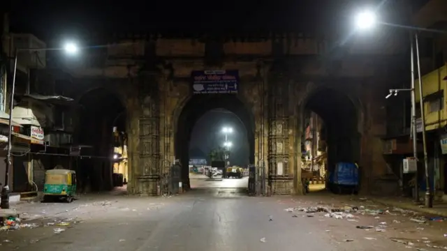 અમદાવાદમાં કર્ફ્યુ