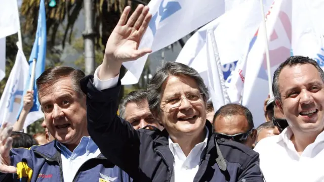 El expresidente ejecutivo del Banco de Guayaquil quedó segundo contra Correa en 2013.