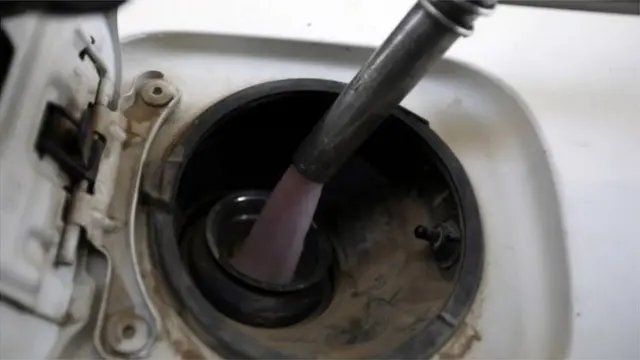 પેટ્રોલ પંપની તસવીર