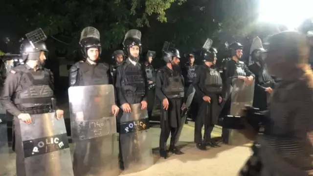 सुरक्षाकर्मी