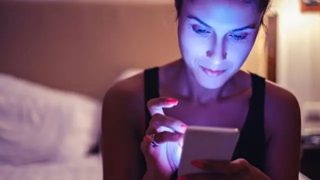 چطور بر بی‌خوابی و اضطراب غلبه کنیم؟