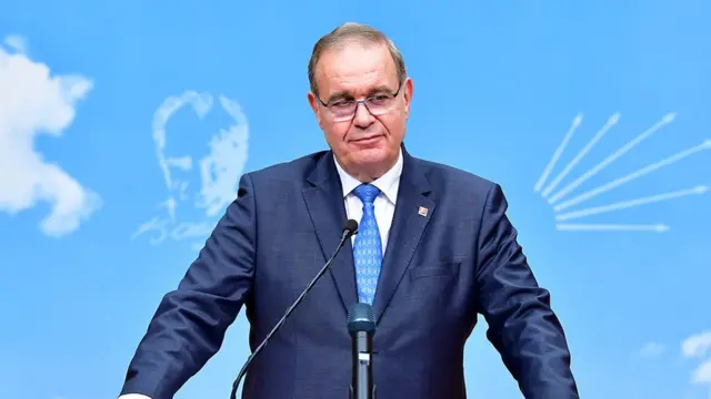 CHP Parti Sözcüsü Faik Öztrak
