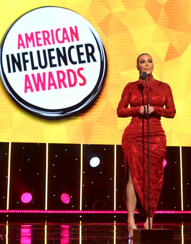 Kim Kardashian no American Influencer Awards