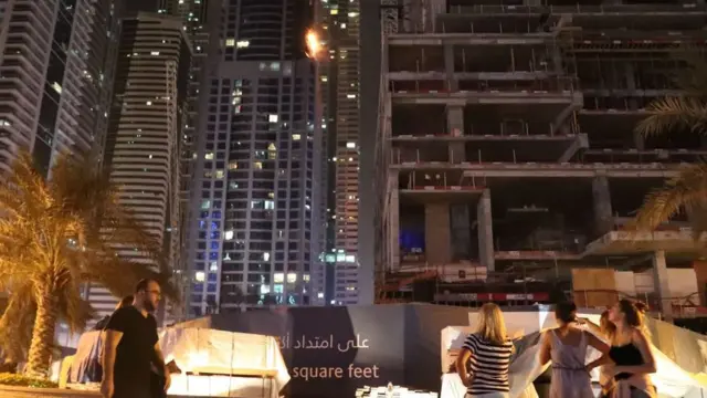 дубай, пожежа