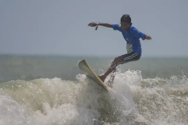 நீர் சறுக்கு